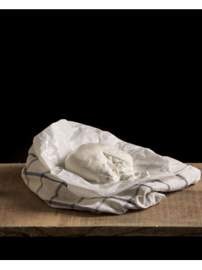 Burrata al Tartufo au-lait-de-vache x 250g