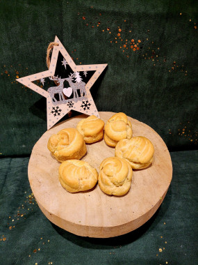 Choux apéritifs farcis